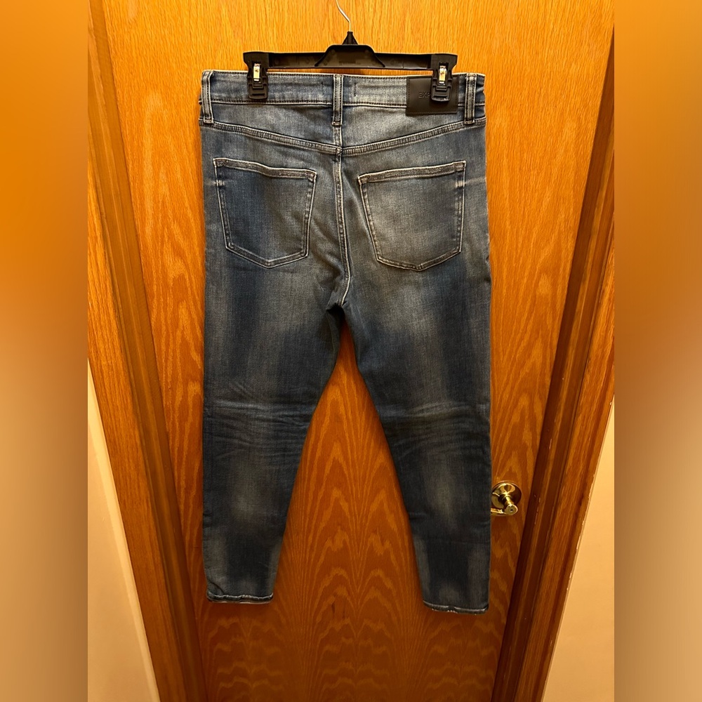 Express Jeans - Picture 2 of 3
